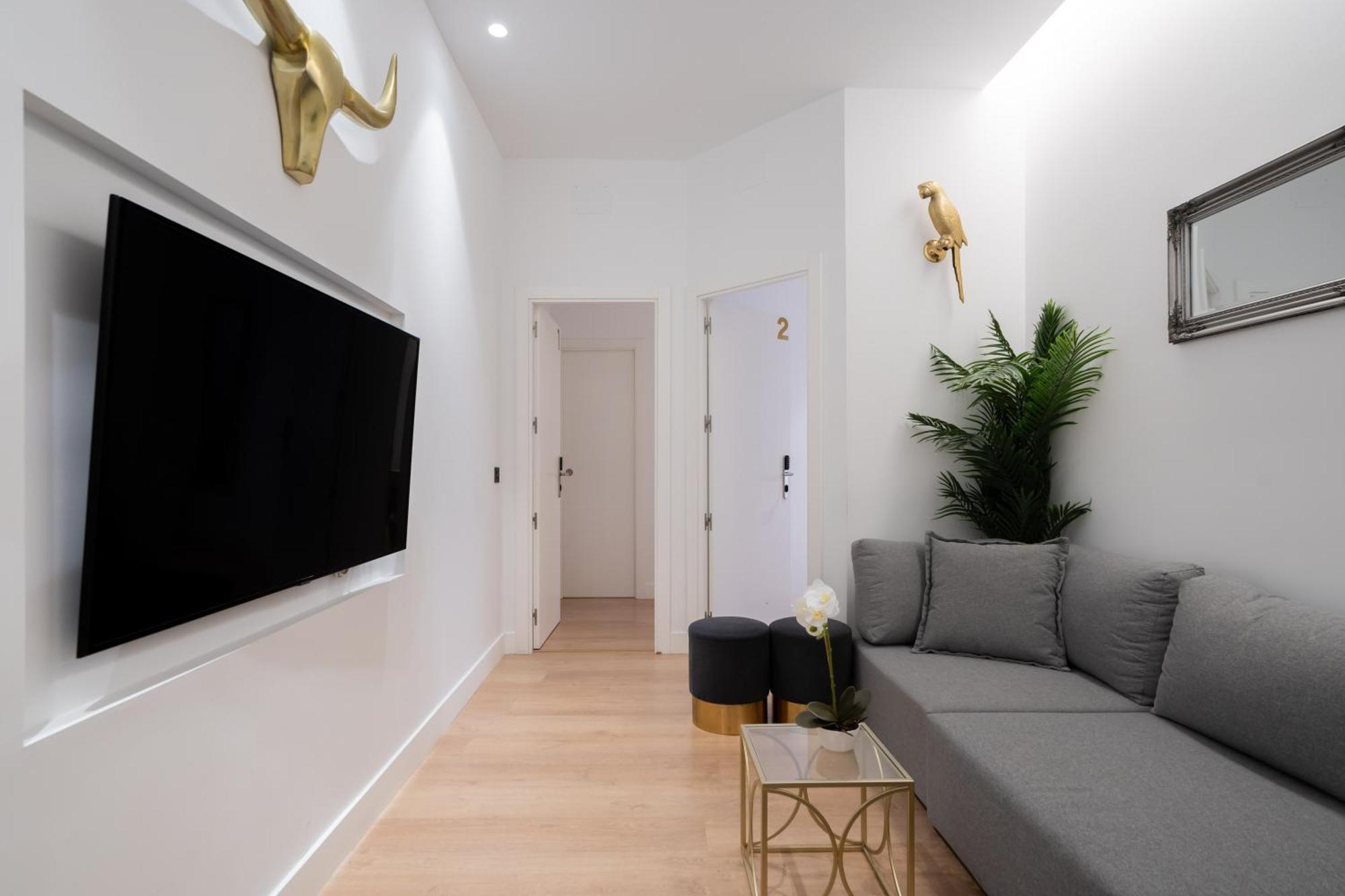 Apartament Chueca Hortaleza 12pax 5 Bedrooms 5 Baths