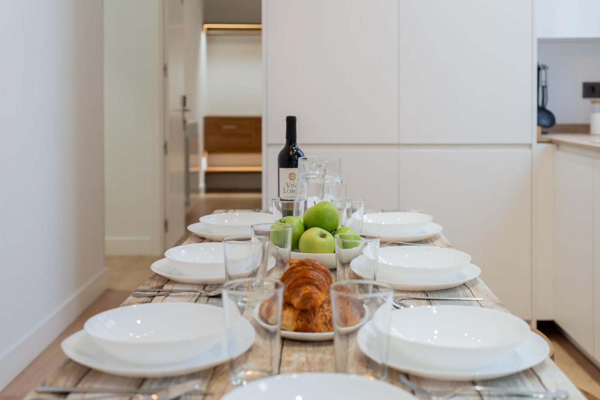 Apartament Chueca Hortaleza 12pax 5 Bedrooms 5 Baths *