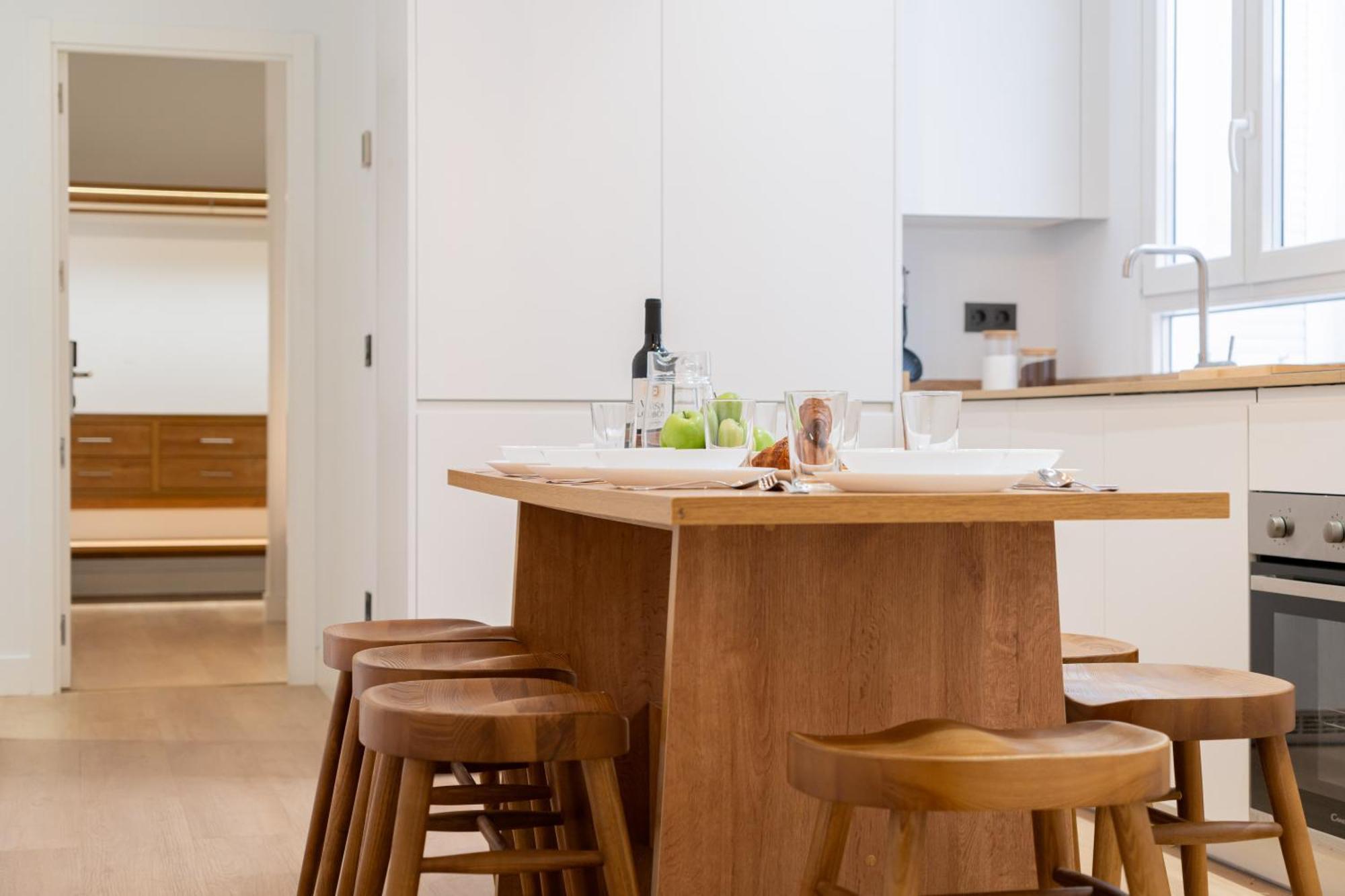 Apartament Chueca Hortaleza 12pax 5 Bedrooms 5 Baths