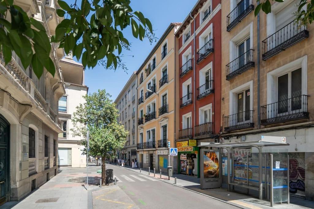 Apartament Chueca Hortaleza 12pax 5 Bedrooms 5 Baths *